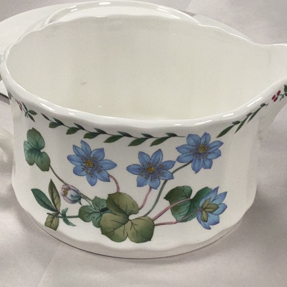 Mikasa Maxima Summer Symphony Fine China Accessories Set - Picture 6 of 12